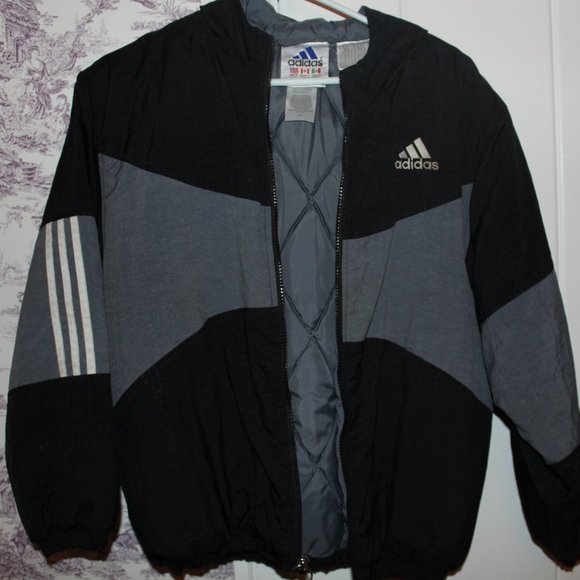 Youth medium Adidas jacket - Picture 1 of 7